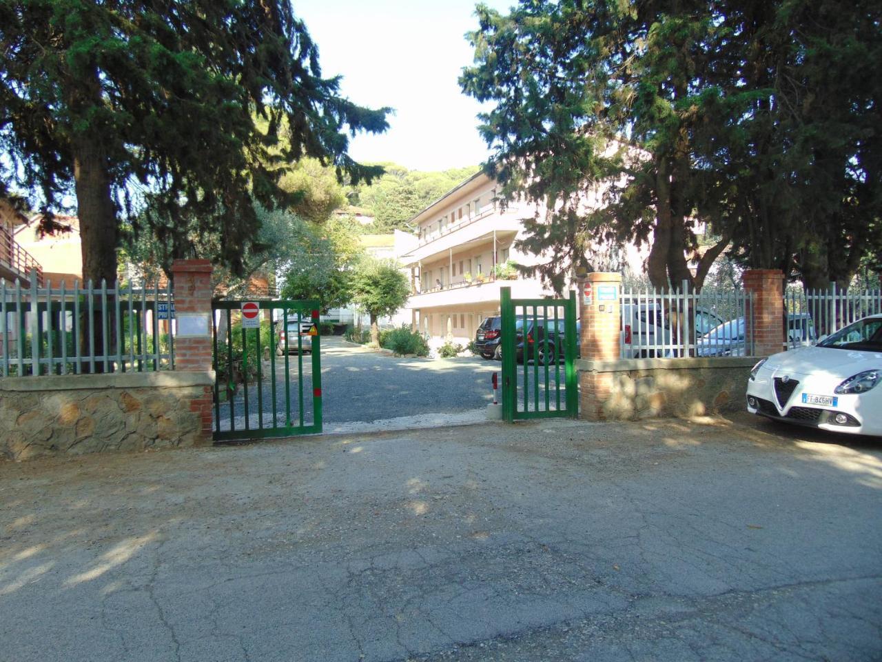 Appartamento Il Geranio Quercianella Exterior photo